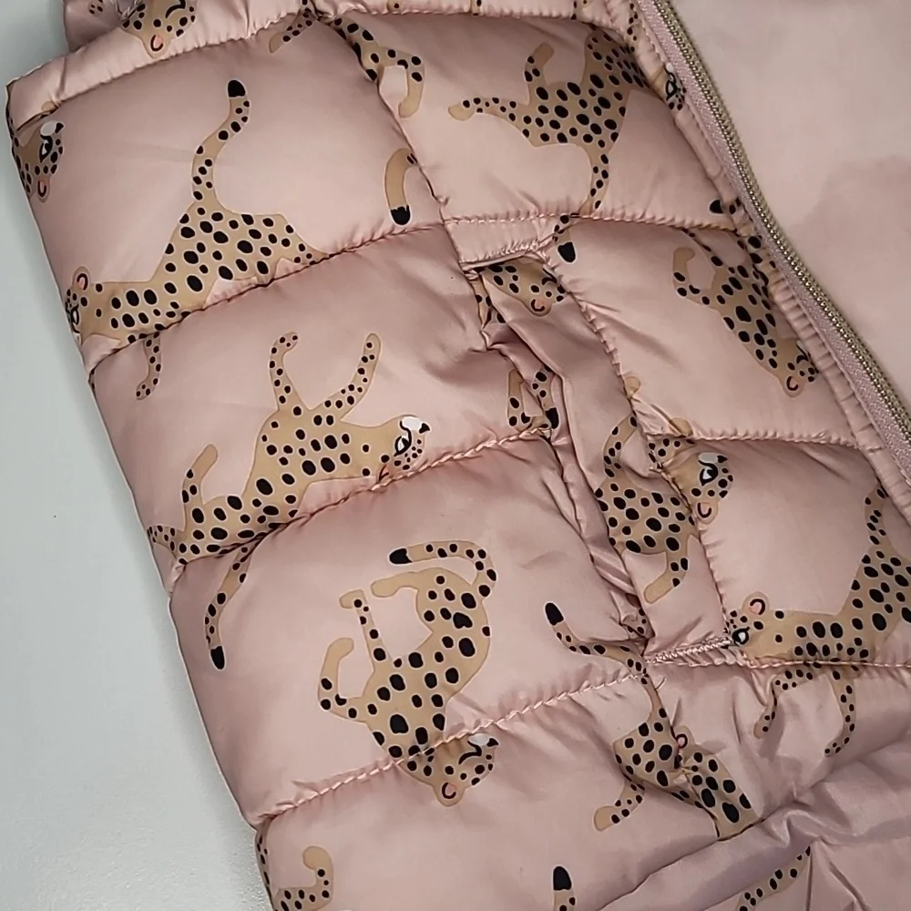 3/$30 H&M Cheetah Print puffer vest zipper - Picture 2 of 5
